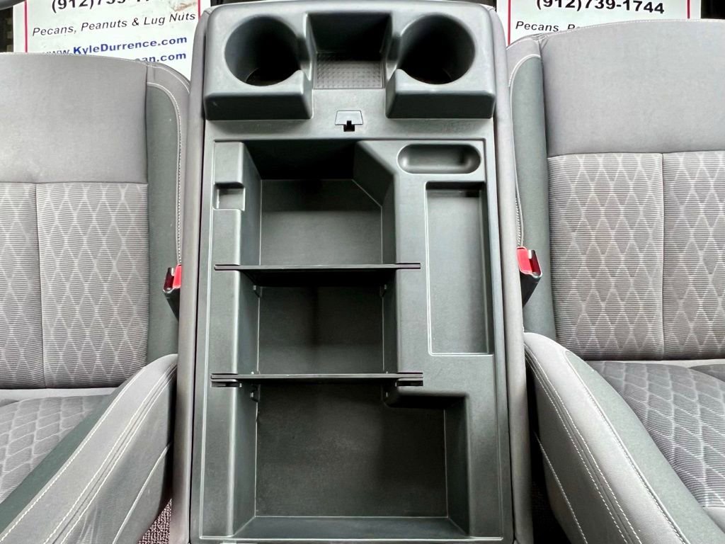 Used 2023 Nissan Titan SV image 32