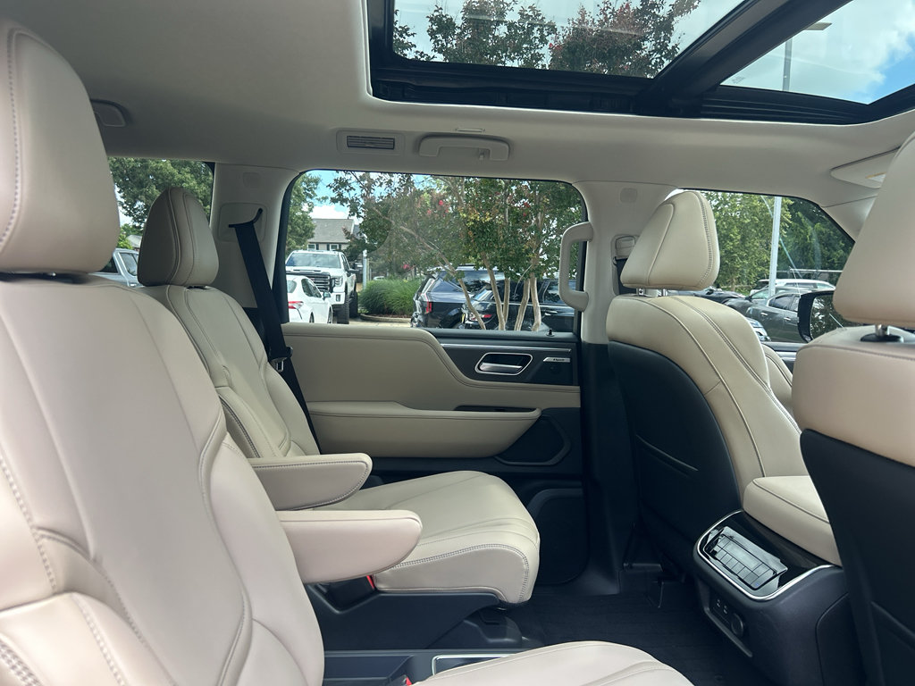 Used 2026 INFINITI QX80 Pure w/ Cargo Package AWD/4WD image 16