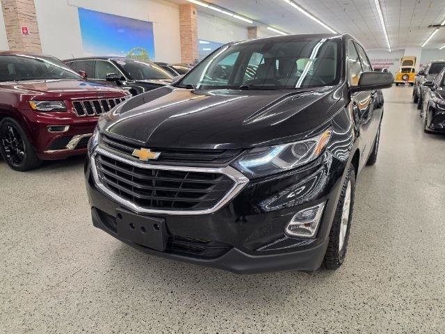 Used 2018 Chevrolet Equinox LS FWD image 2