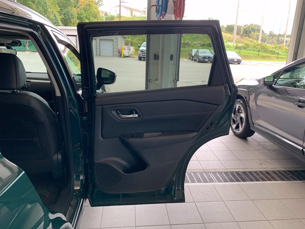 Used 2026 Nissan Rogue Dark Armor AWD/4WD image 20