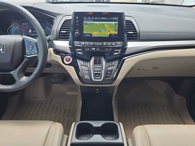 Used 2023 Honda Odyssey Touring image 13