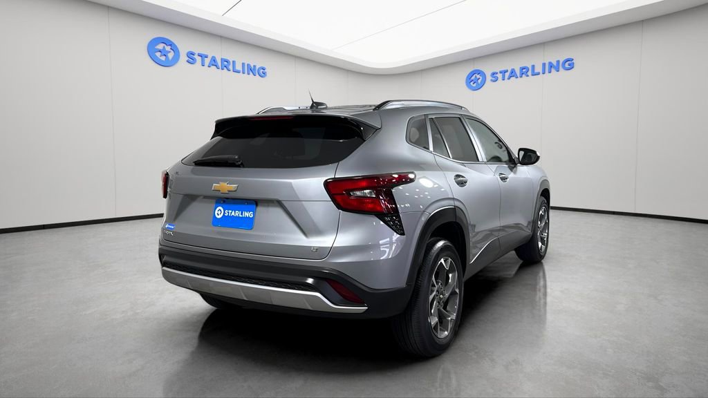 Certified 2024 Chevrolet Trax LT w/ LT Convenience Package image 8