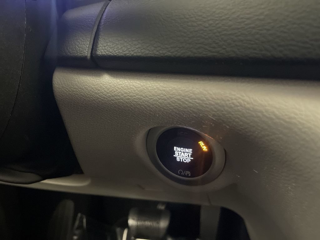 Used 2022 Chrysler Pacifica Touring-L FWD image 10