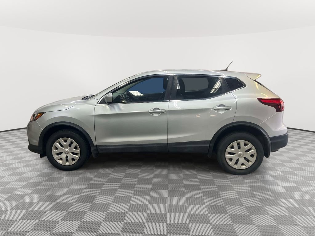 Used 2018 Nissan Rogue Sport S FWD image 4