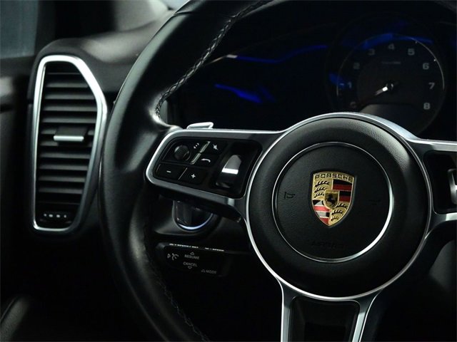 Used 2020 Porsche Cayenne S image 12