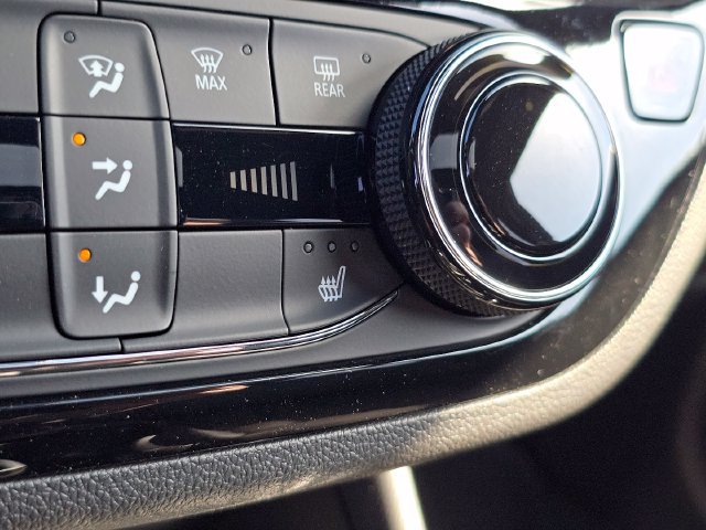 New 2026 Buick Envista Sport Touring w/ Convenience I Package FWD image 8