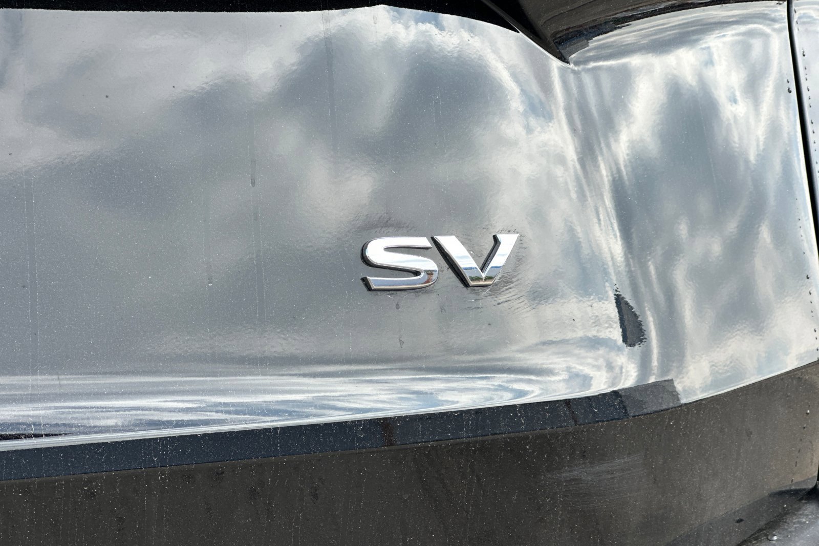 Used 2023 Nissan Rogue SV image 27