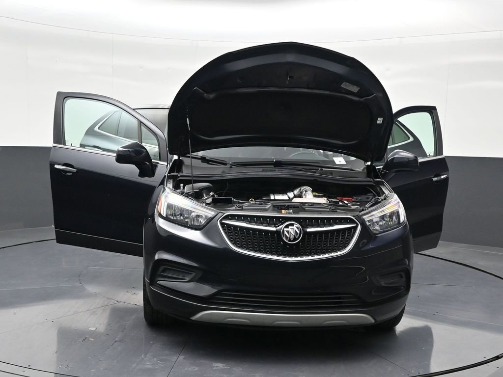 Used 2022 Buick Encore Preferred w/ Safety Package AWD/4WD image 37