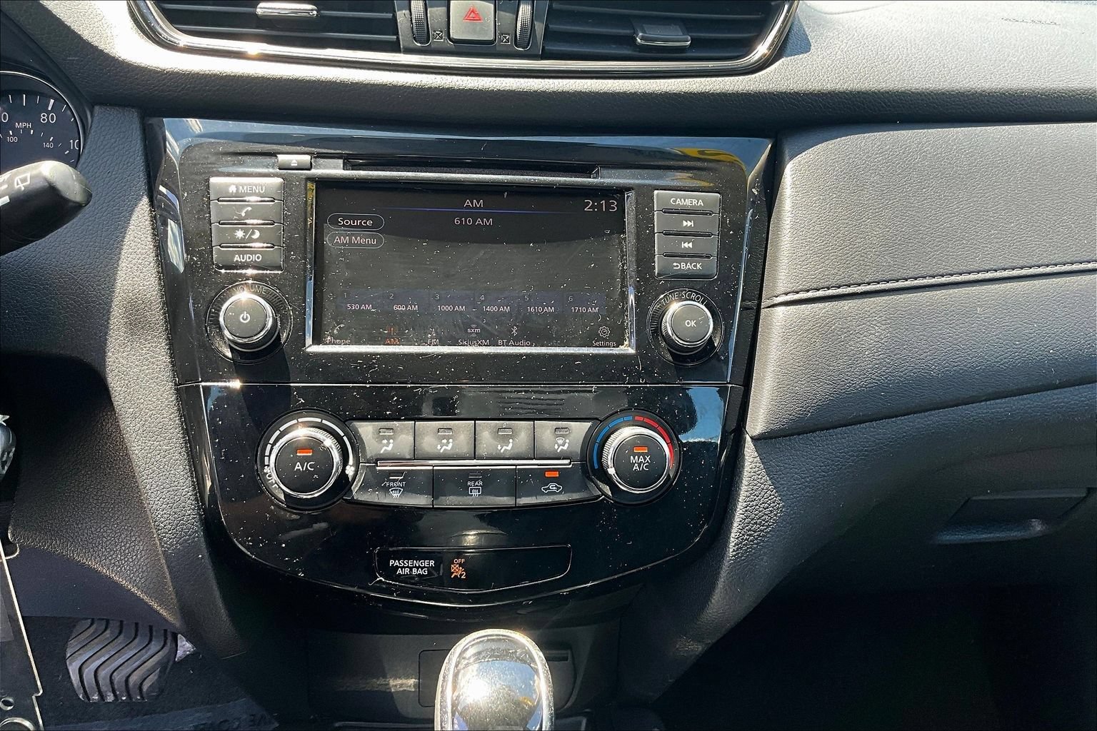 Used 2019 Nissan Rogue S AWD/4WD image 14