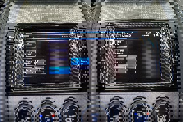 Used 2014 Jaguar F-TYPE Convertible image 30