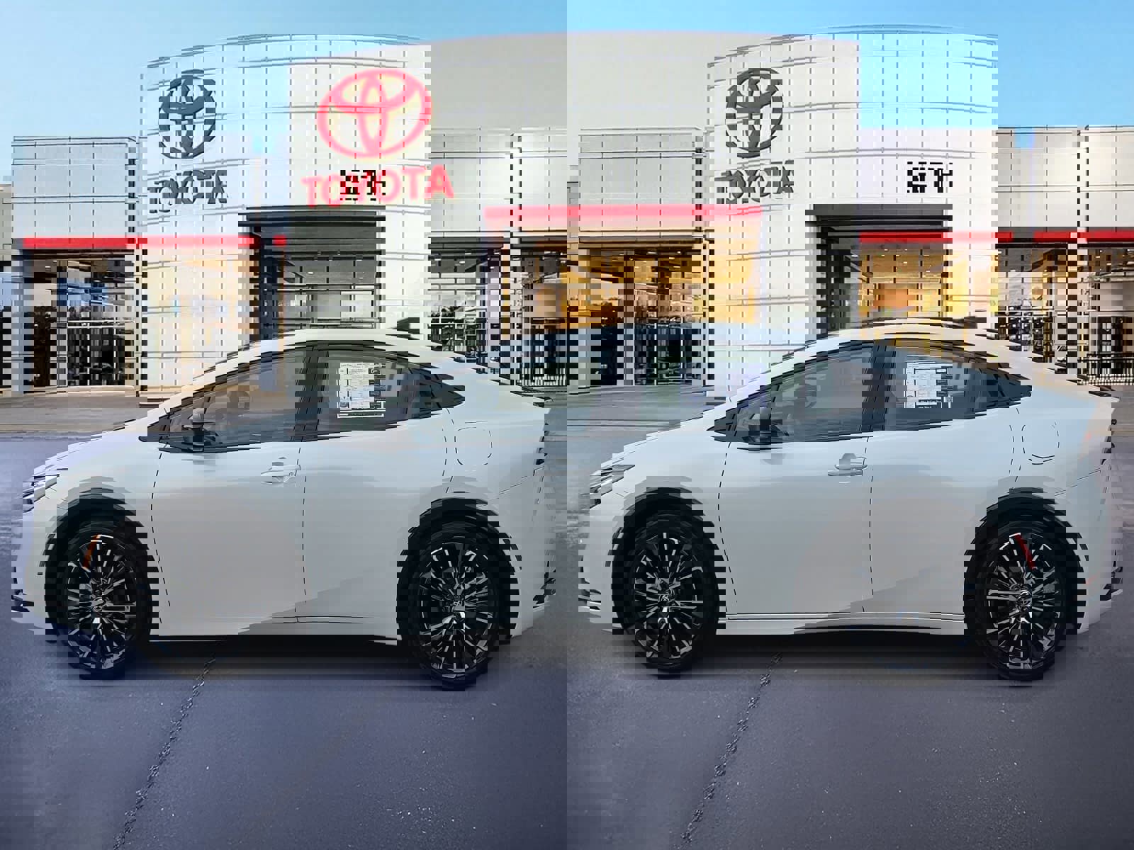 Used 2026 Toyota Prius Limited image 8