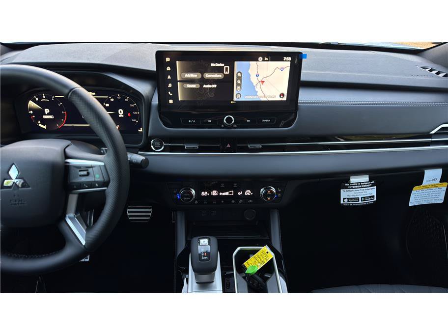 New 2026 Mitsubishi Outlander SEL Black Edition FWD image 17