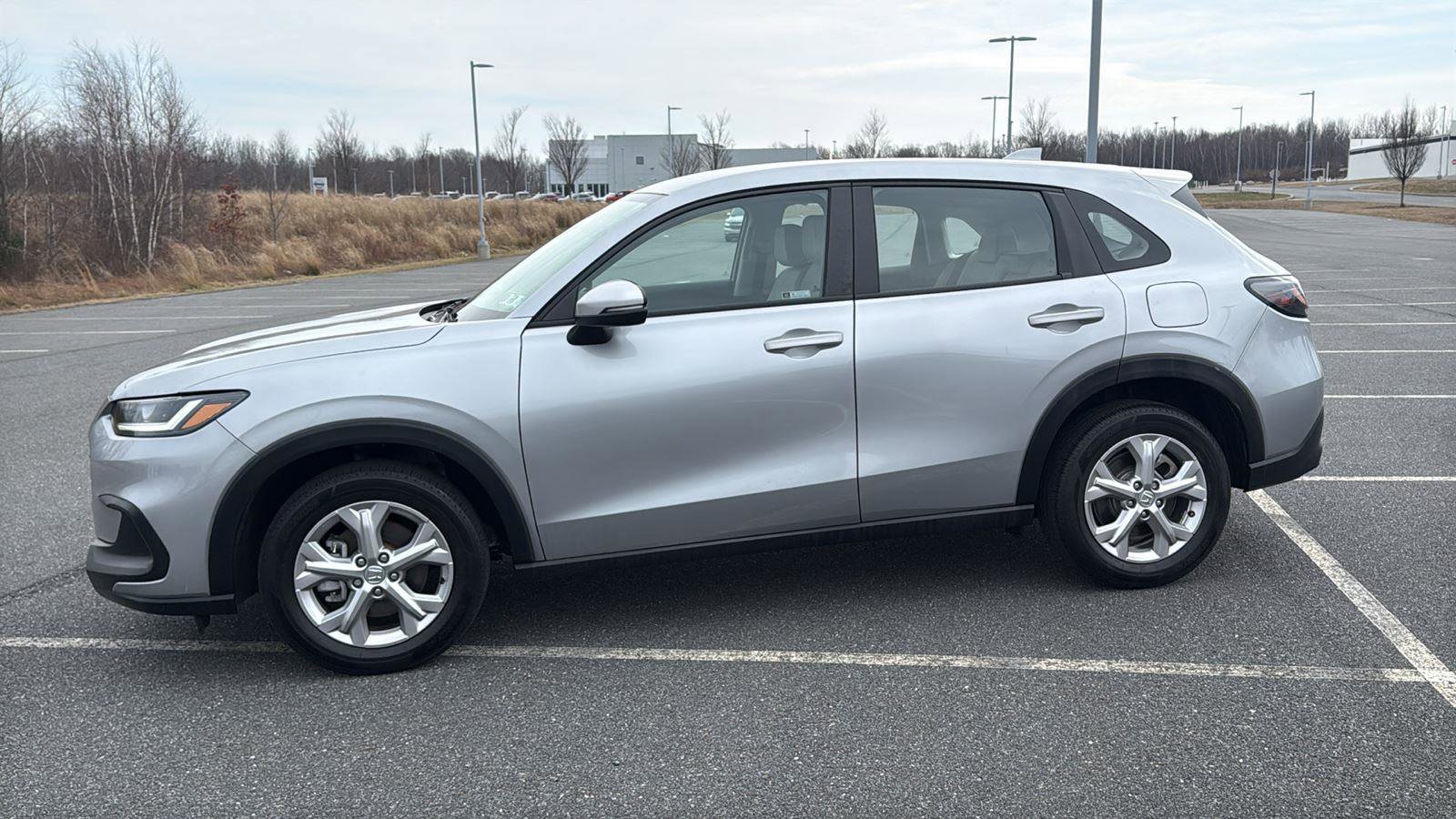 Used 2023 Honda HR-V LX image 13