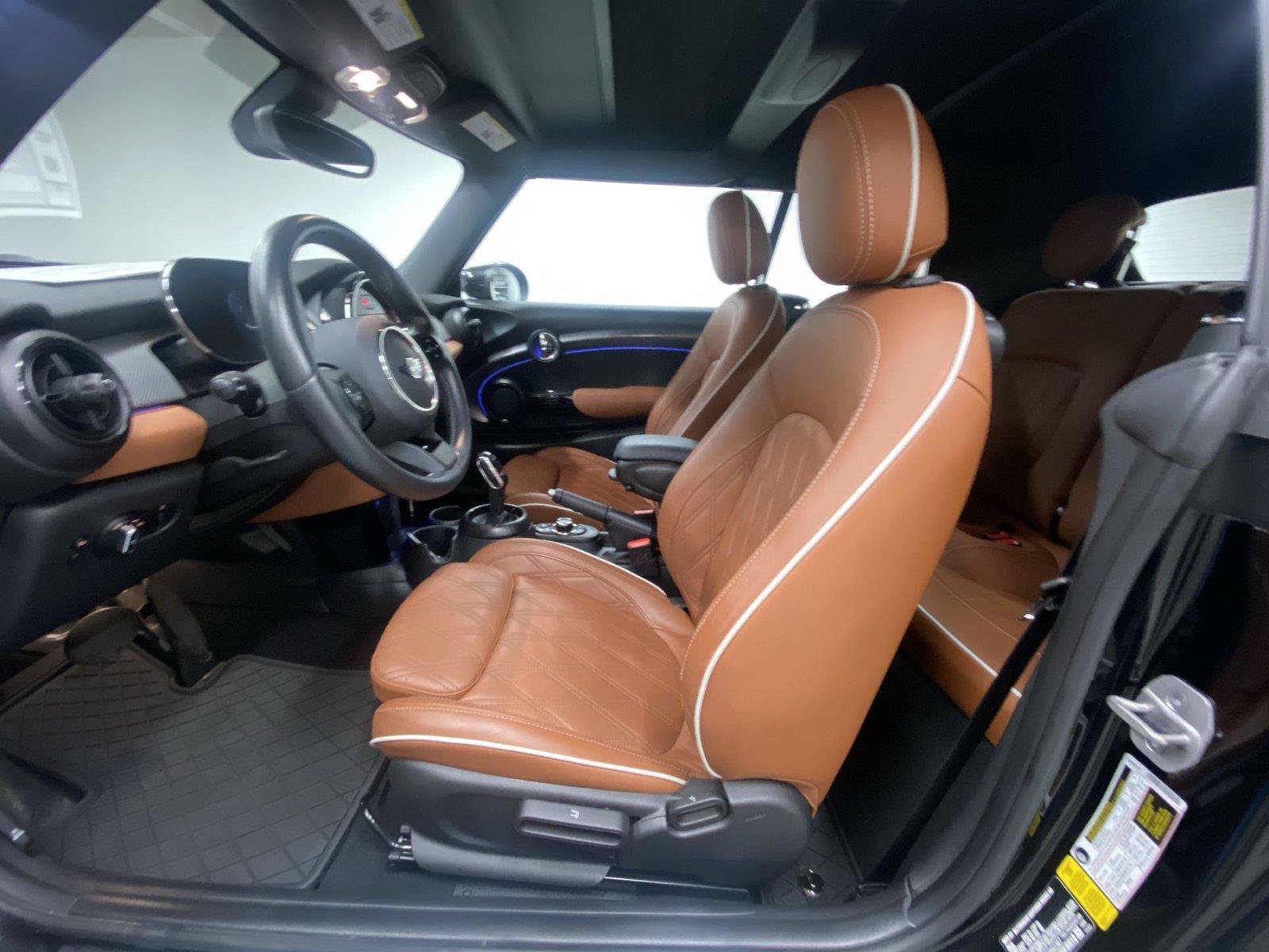 Used 2024 MINI Cooper S w/ Signature Upholstery Package FWD image 17