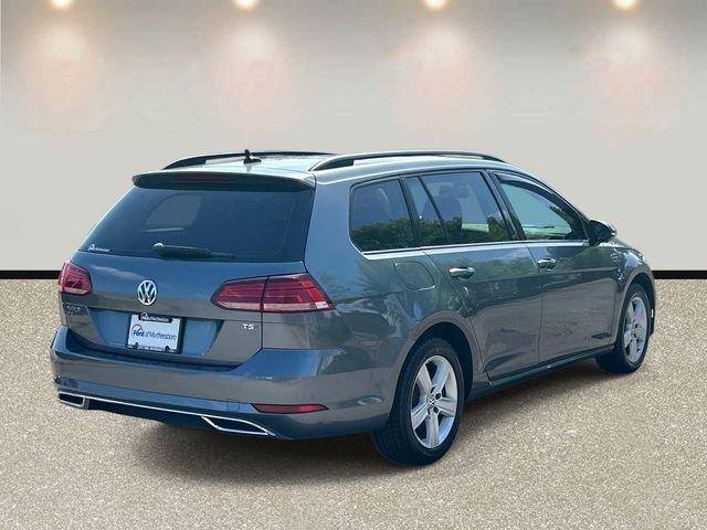Used 2018 Volkswagen Golf SE FWD image 5