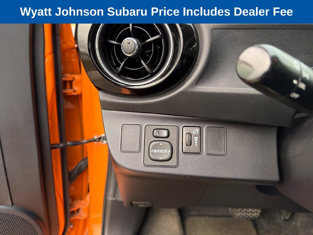 Used 2015 Toyota Prius C Two w/ Preferred Accessory Package FWD image 20