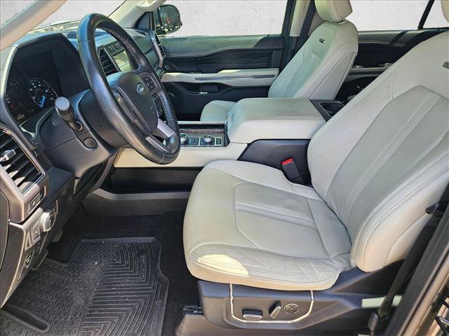 Used 2021 Ford Expedition Platinum AWD/4WD image 12