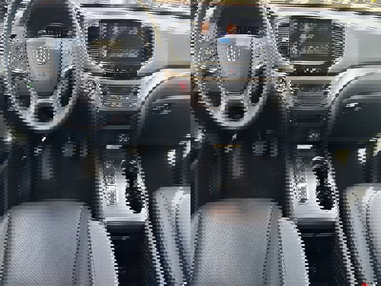 Used 2023 Honda Passport EX-L image 14