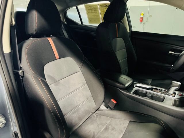 Used 2024 Nissan Sentra SR FWD image 33