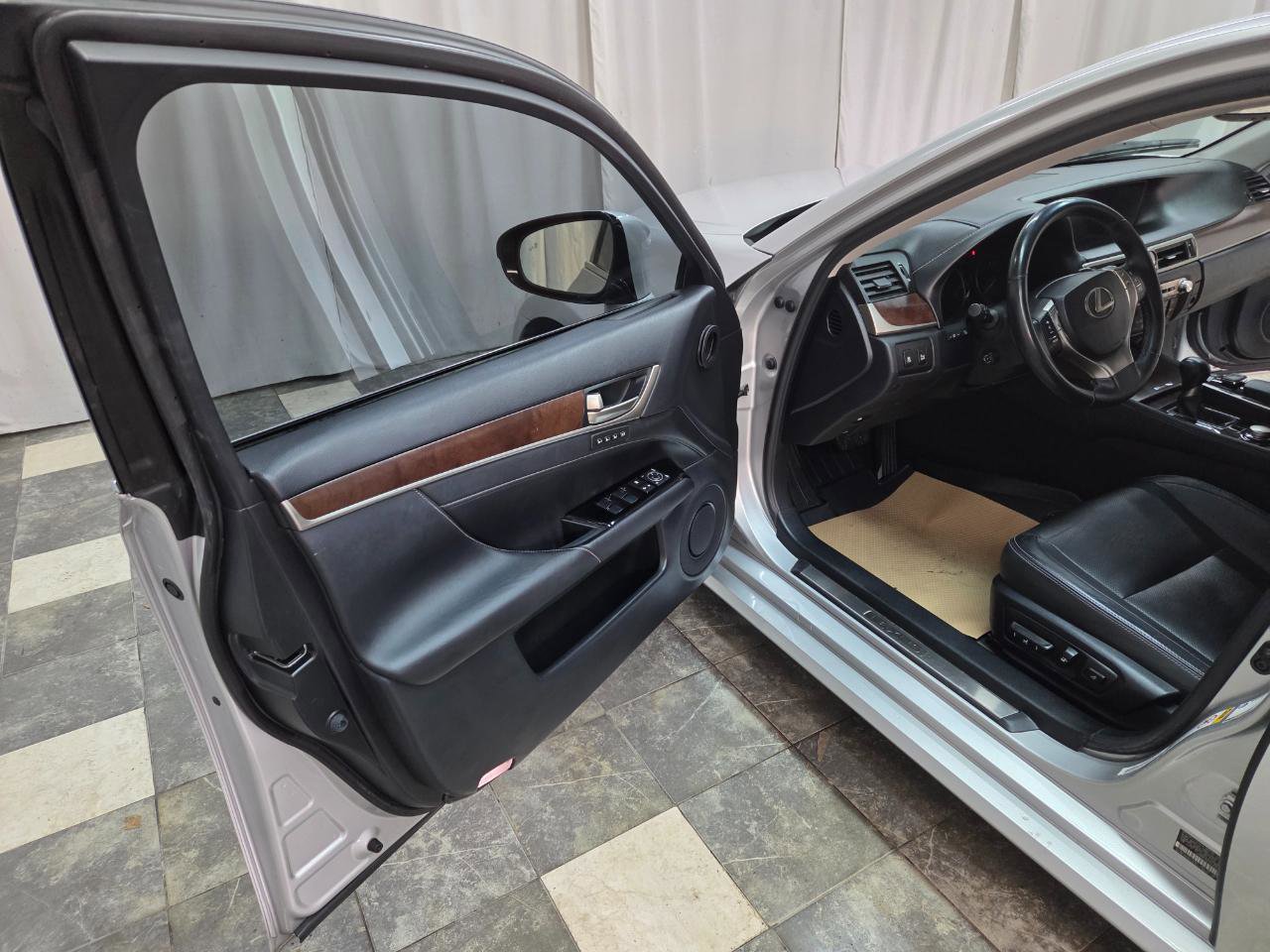 Used 2015 Lexus GS 350 AWD w/ Premium Package image 9