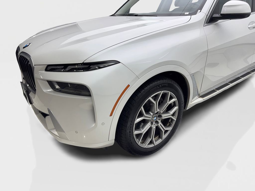 Used 2023 BMW X7 xDrive40i image 16