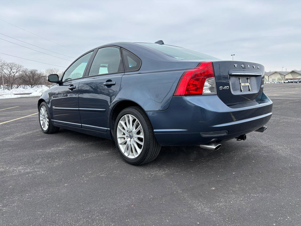 Used 2011 Volvo S40 T5 w/ Preferred Pkg FWD image 6