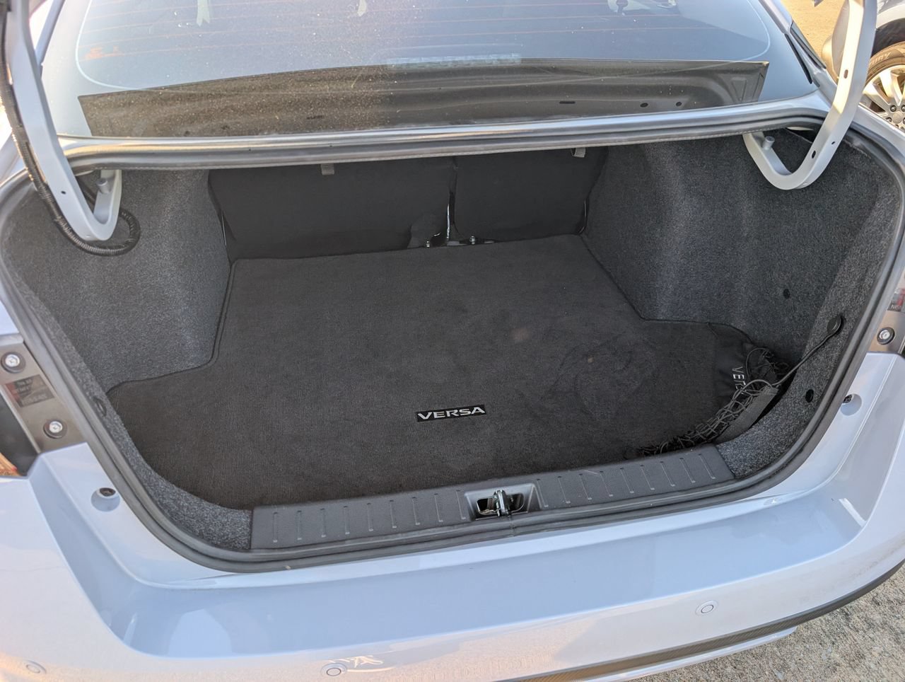 Certified 2025 Nissan Versa SR w/ Trunk Package FWD image 26