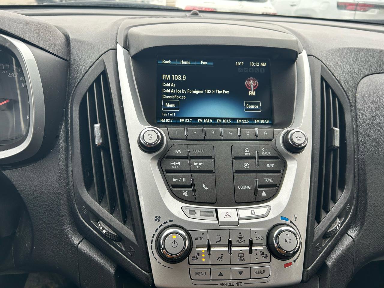 Used 2015 Chevrolet Equinox LT AWD/4WD image 22