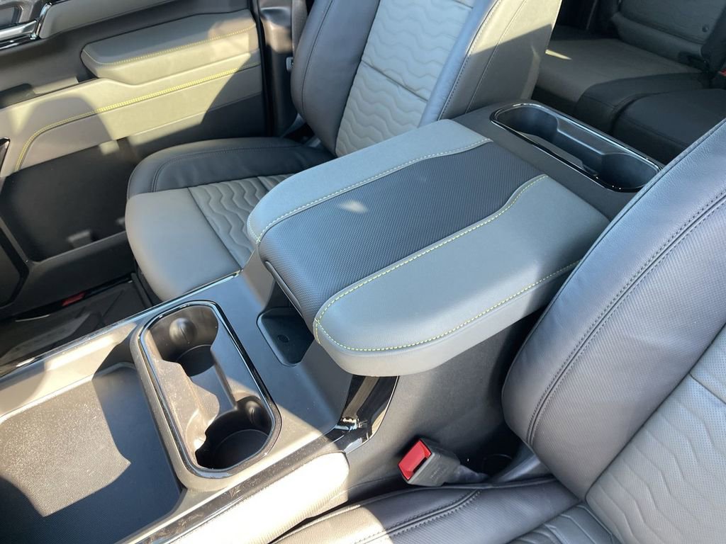 New 2025 Chevrolet Silverado 2500 ZR2 w/ Technology Package image 20