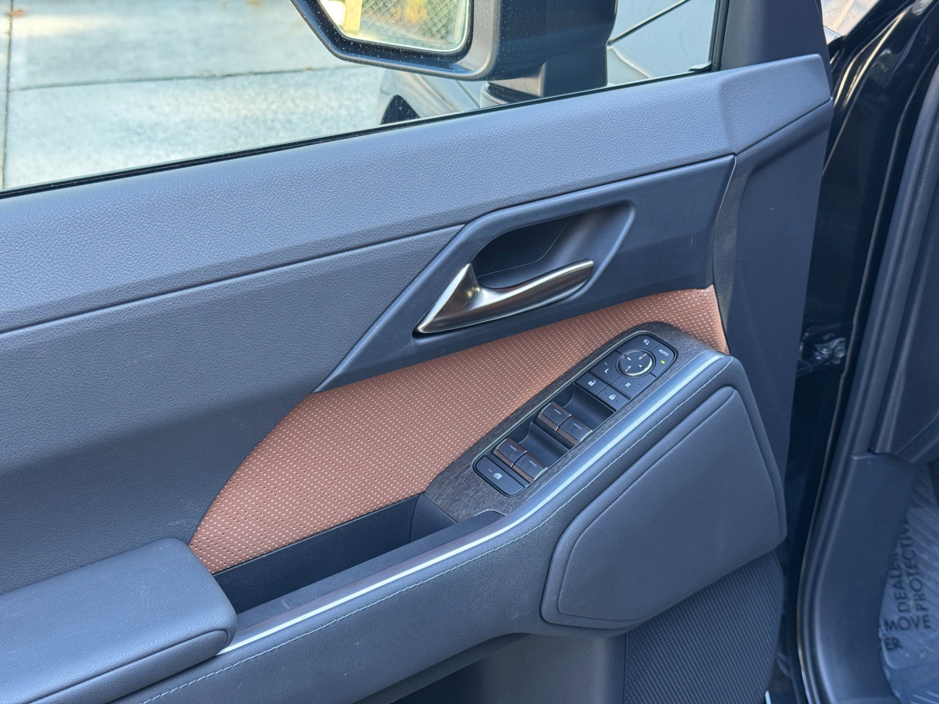 Used 2024 Lexus GX 550 image 20