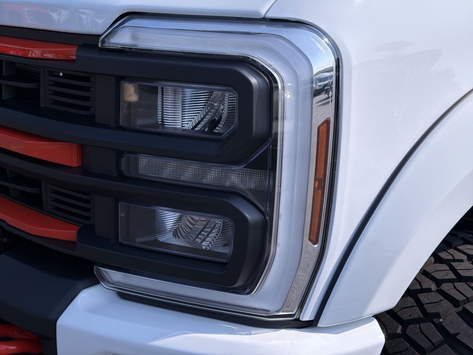 New 2026 Ford F250 Lariat w/ Black Appearance Package AWD/4WD image 13