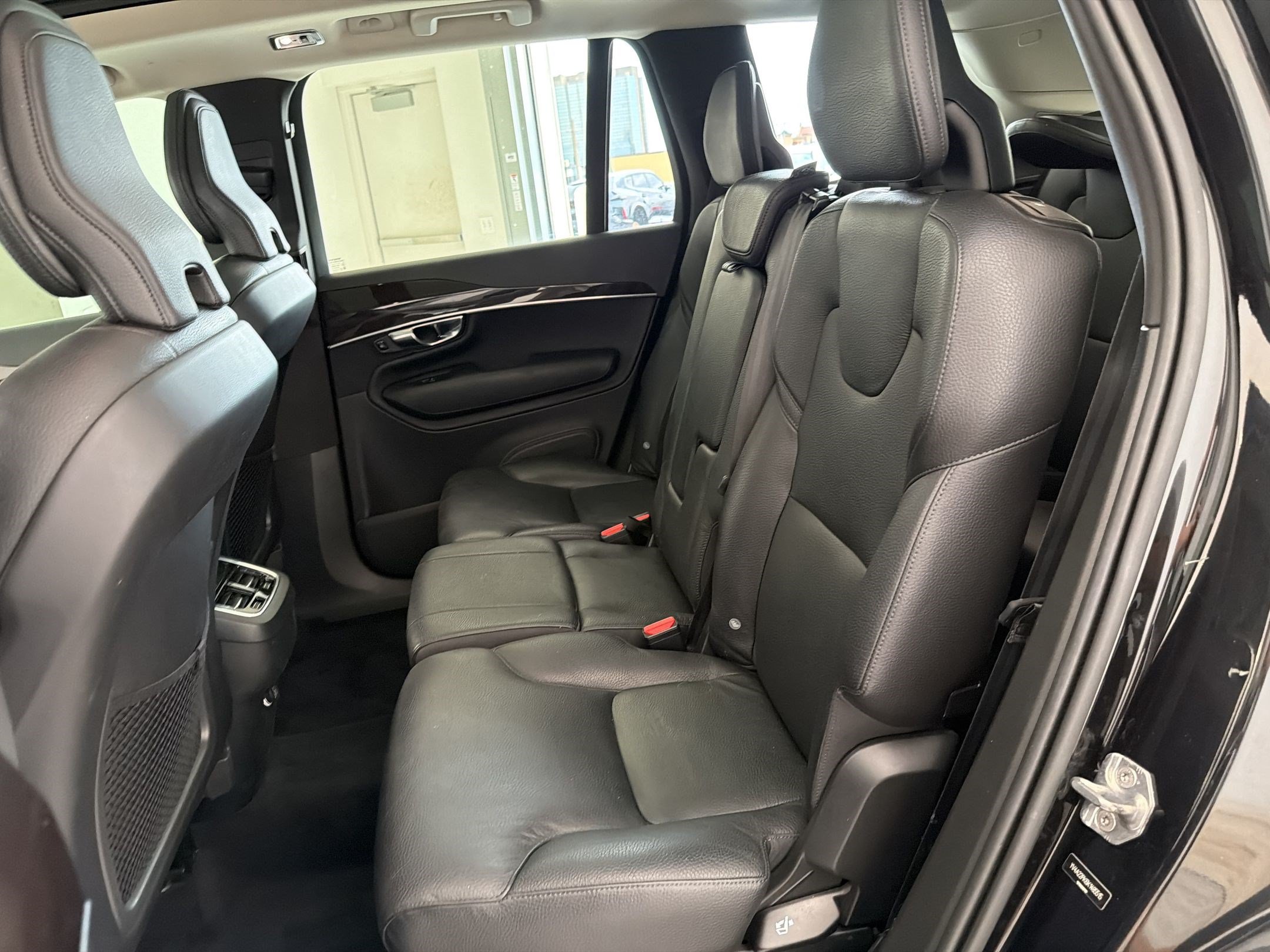 Used 2019 Volvo XC90 T6 Momentum w/ Advanced Package AWD/4WD image 24