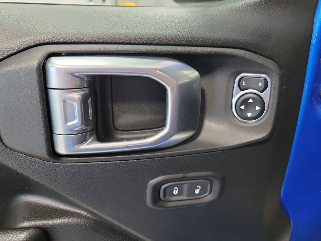 Used 2021 Jeep Wrangler Unlimited Sport image 32