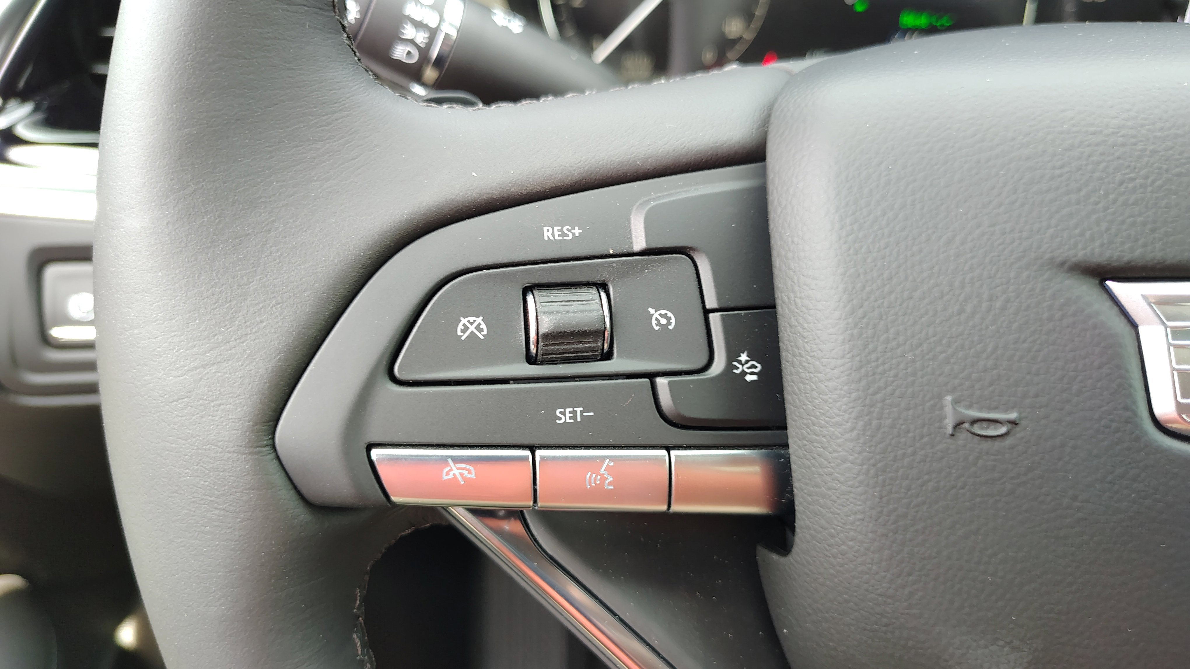 New 2025 Cadillac XT6 Luxury w/ LPO, Premium Carpet Package image 20