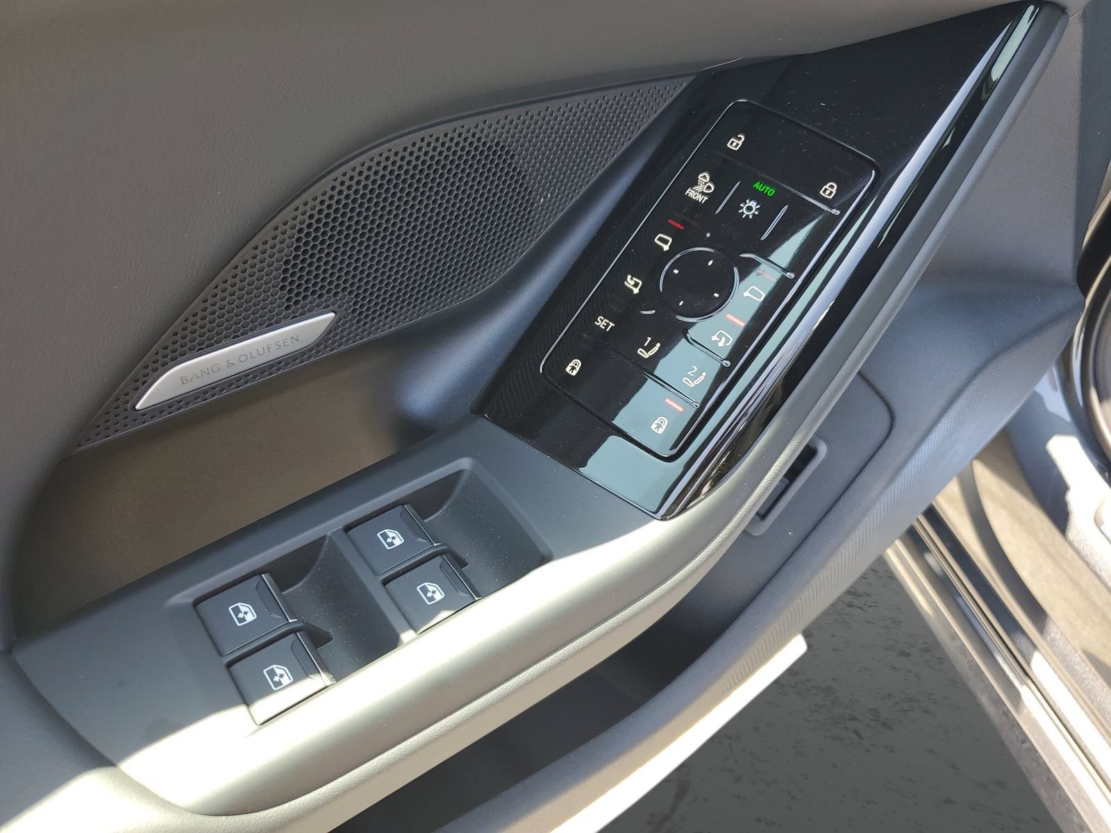 New 2027 Audi A6 e-tron Premium Plus AWD/4WD image 21