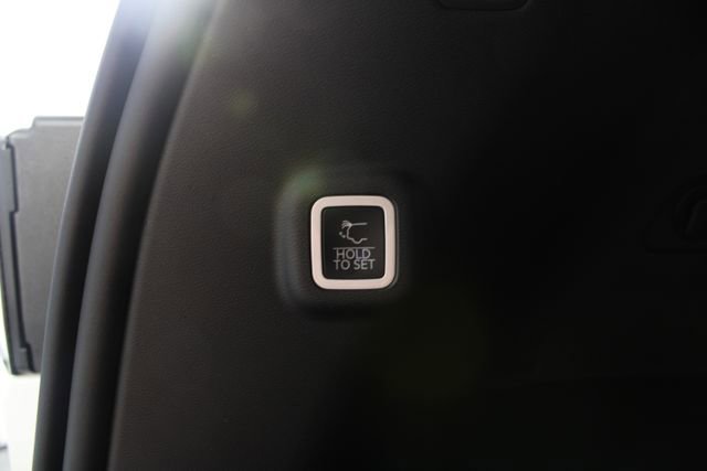 New 2026 Jeep Cherokee Limited image 19