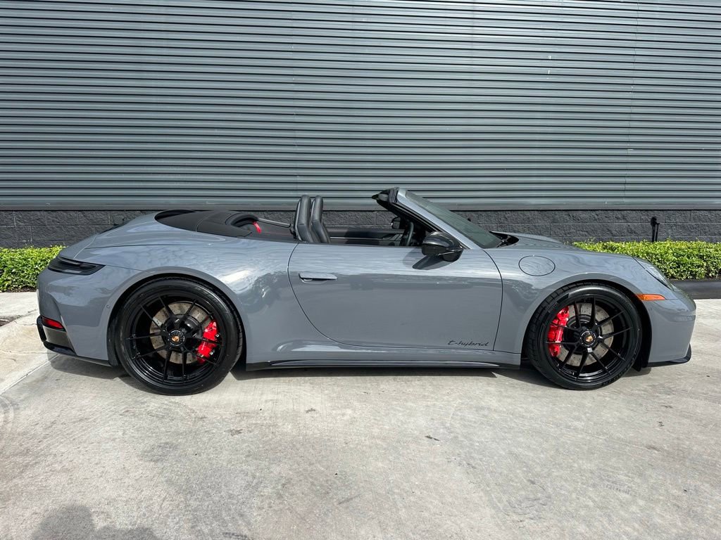 Certified 2026 Porsche 911 Carrera 4 GTS AWD/4WD image 11