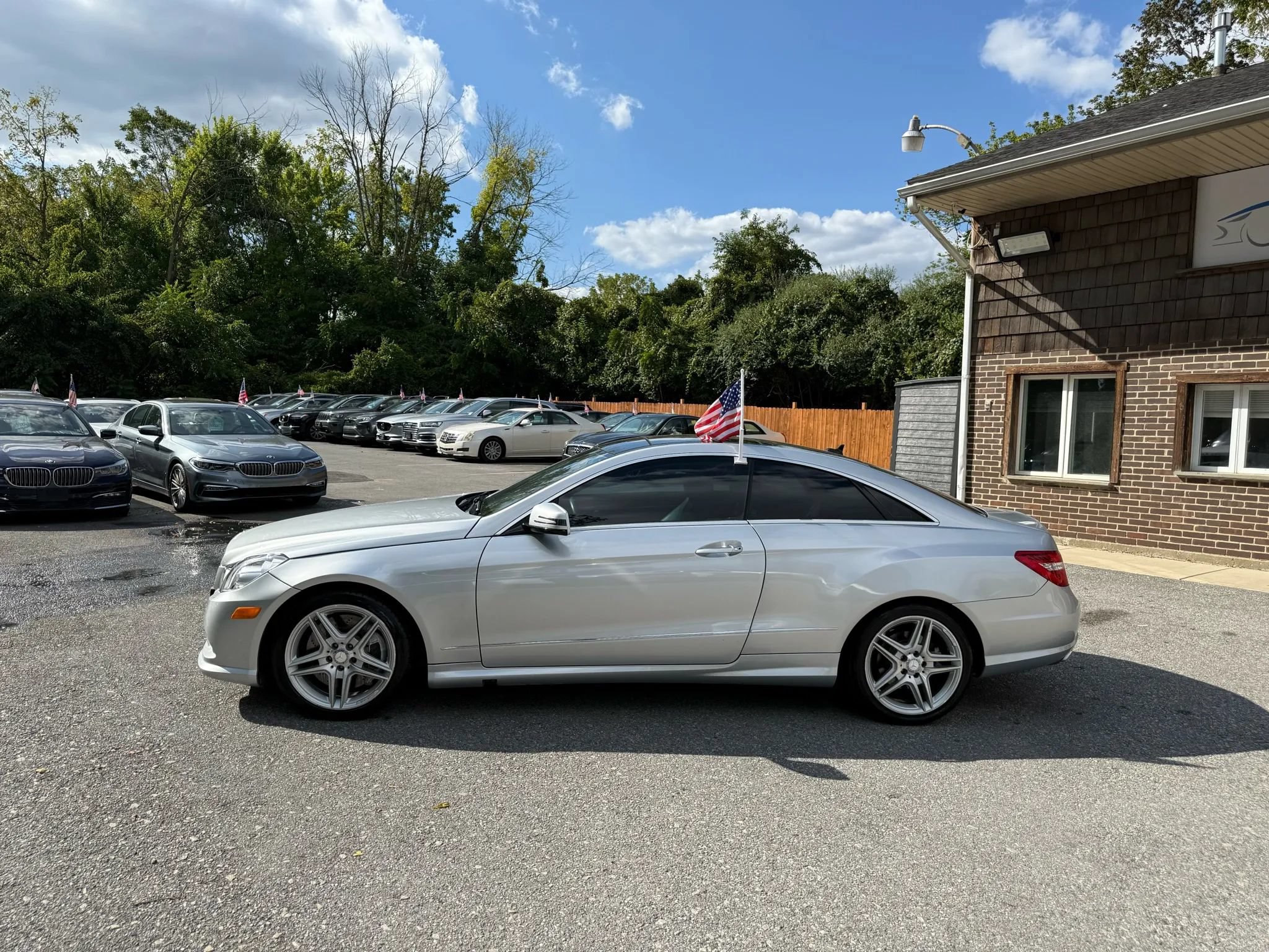 Used 2013 Mercedes-Benz E 550 Coupe image 4