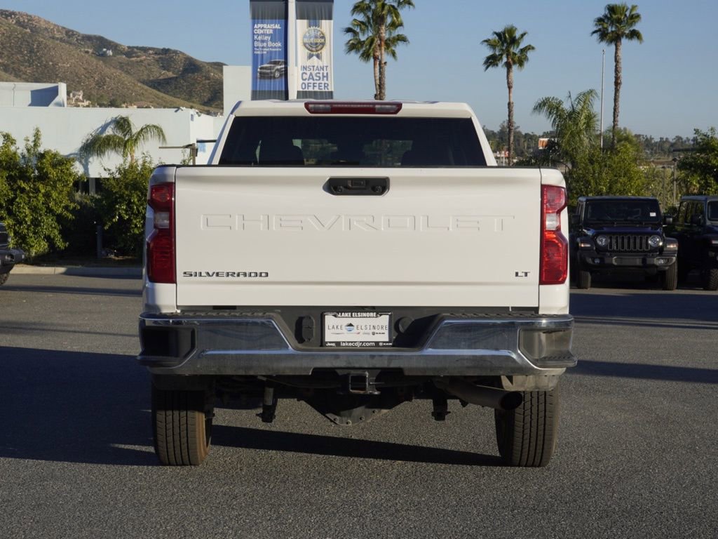 Used 2025 Chevrolet Silverado 2500 LT w/ Convenience Package image 5