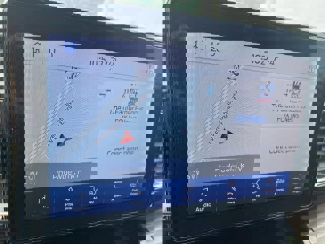 Used 2023 Ford Explorer Limited image 11