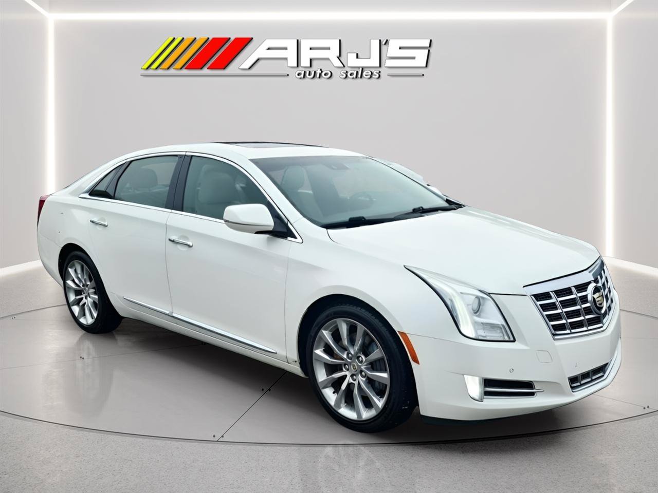 Used 2015 Cadillac XTS Premium AWD/4WD image 5