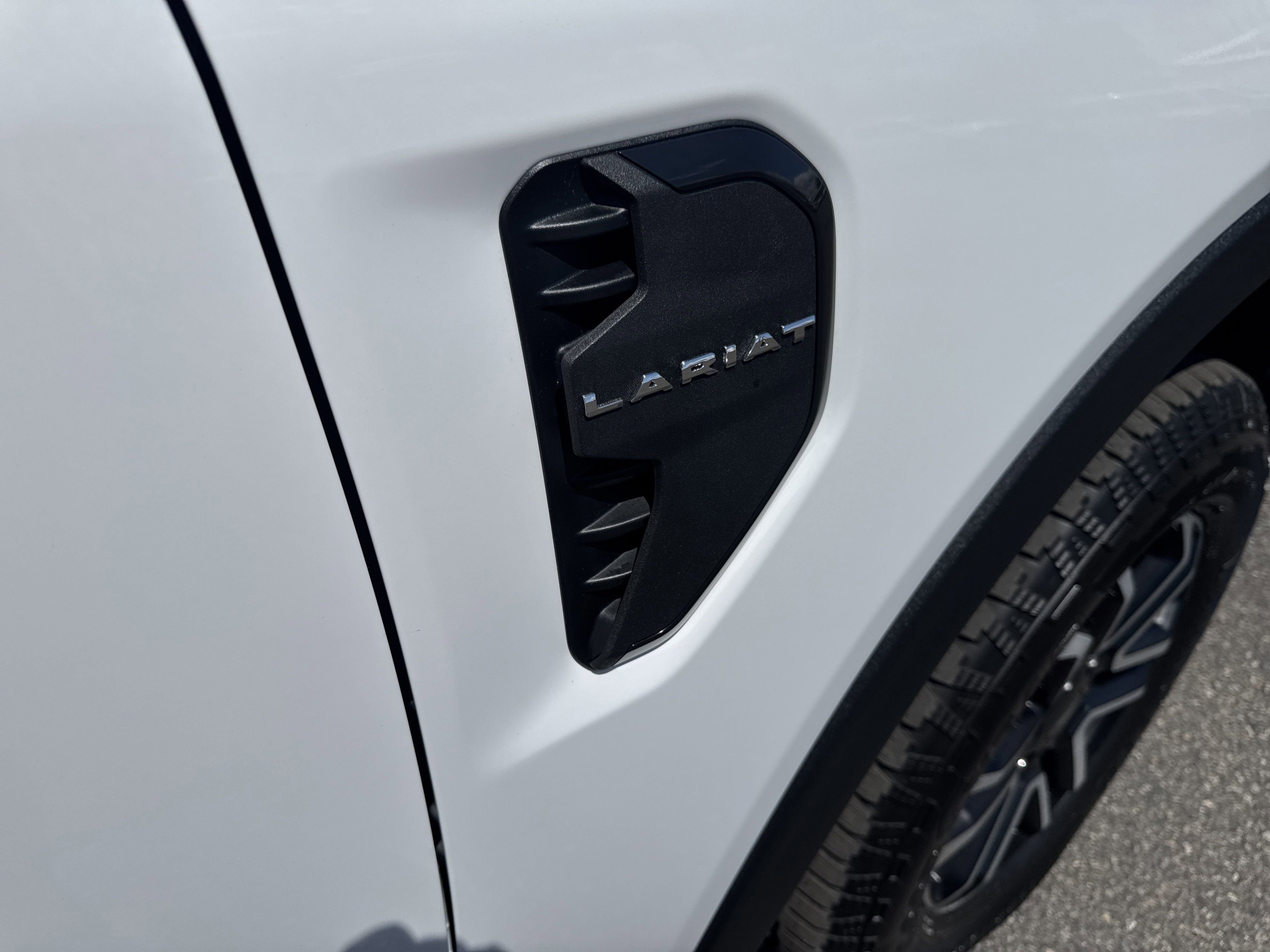 New 2025 Ford Ranger Lariat w/ FX4 Off-Road Package image 15