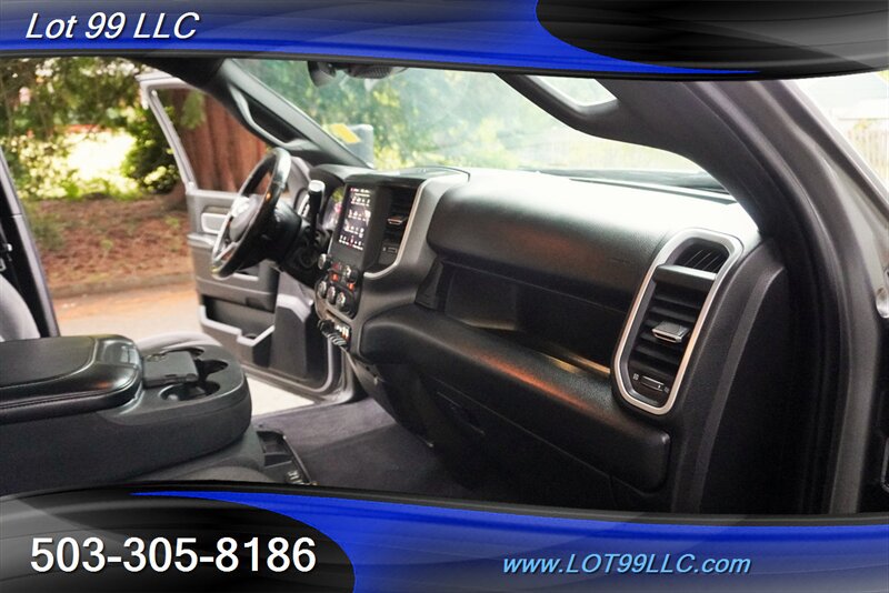Used 2019 RAM 3500 Big Horn w/ Towing Technology Group AWD/4WD image 17