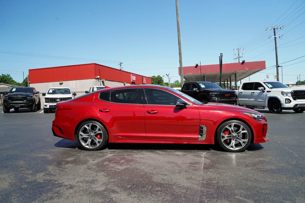 Used 2020 Kia Stinger GT2 RWD image 2