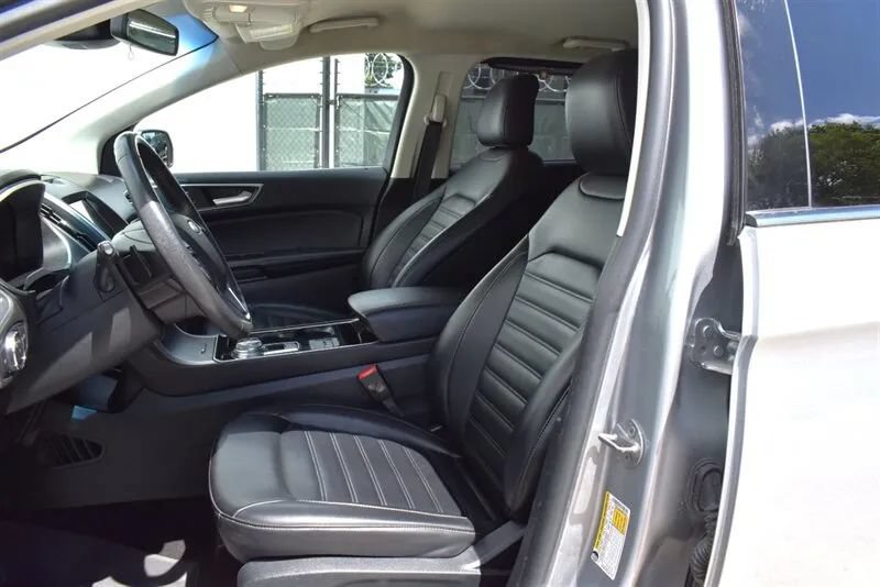 Used 2020 Ford Edge SEL AWD/4WD image 11