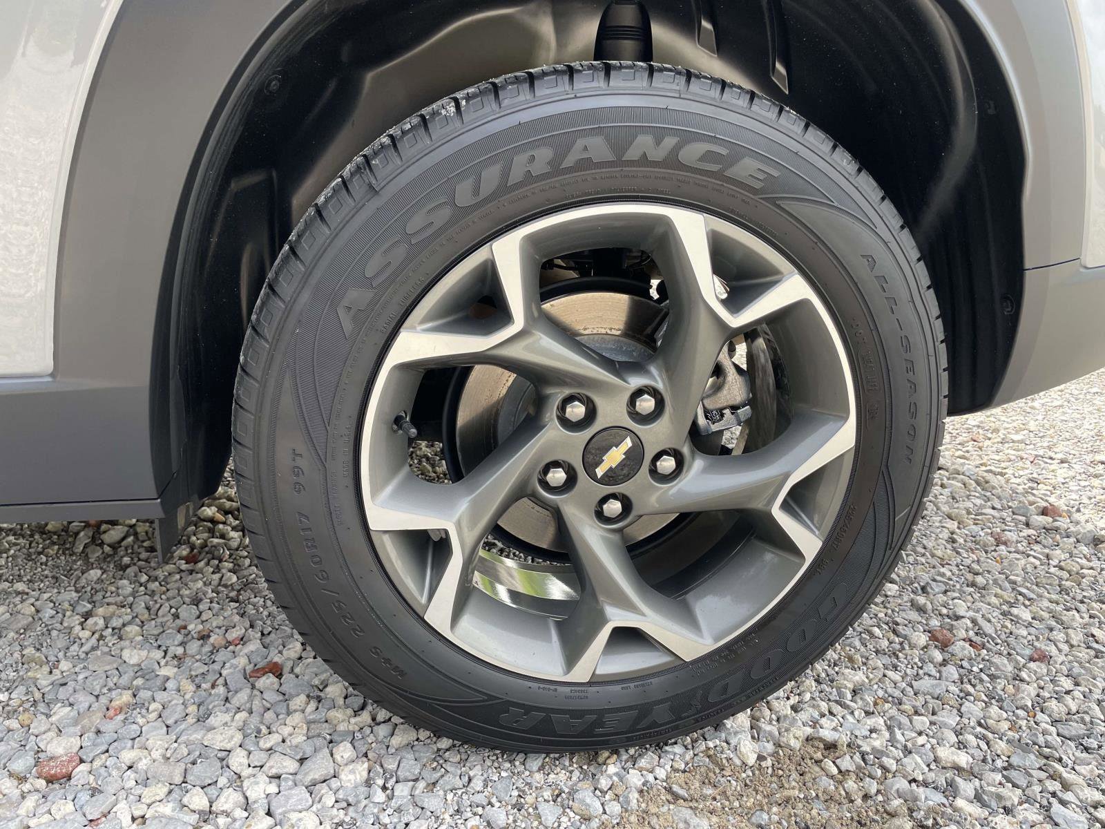 Used 2024 Chevrolet Trax LT FWD image 29