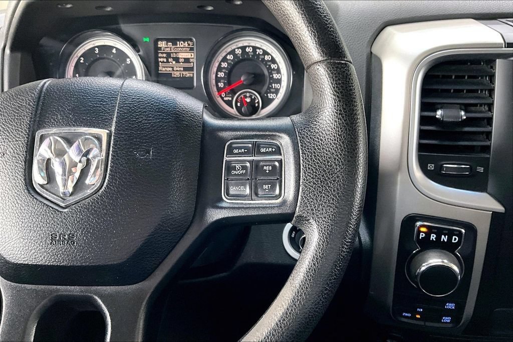 Used 2017 RAM 1500 Classic SLT AWD/4WD image 11