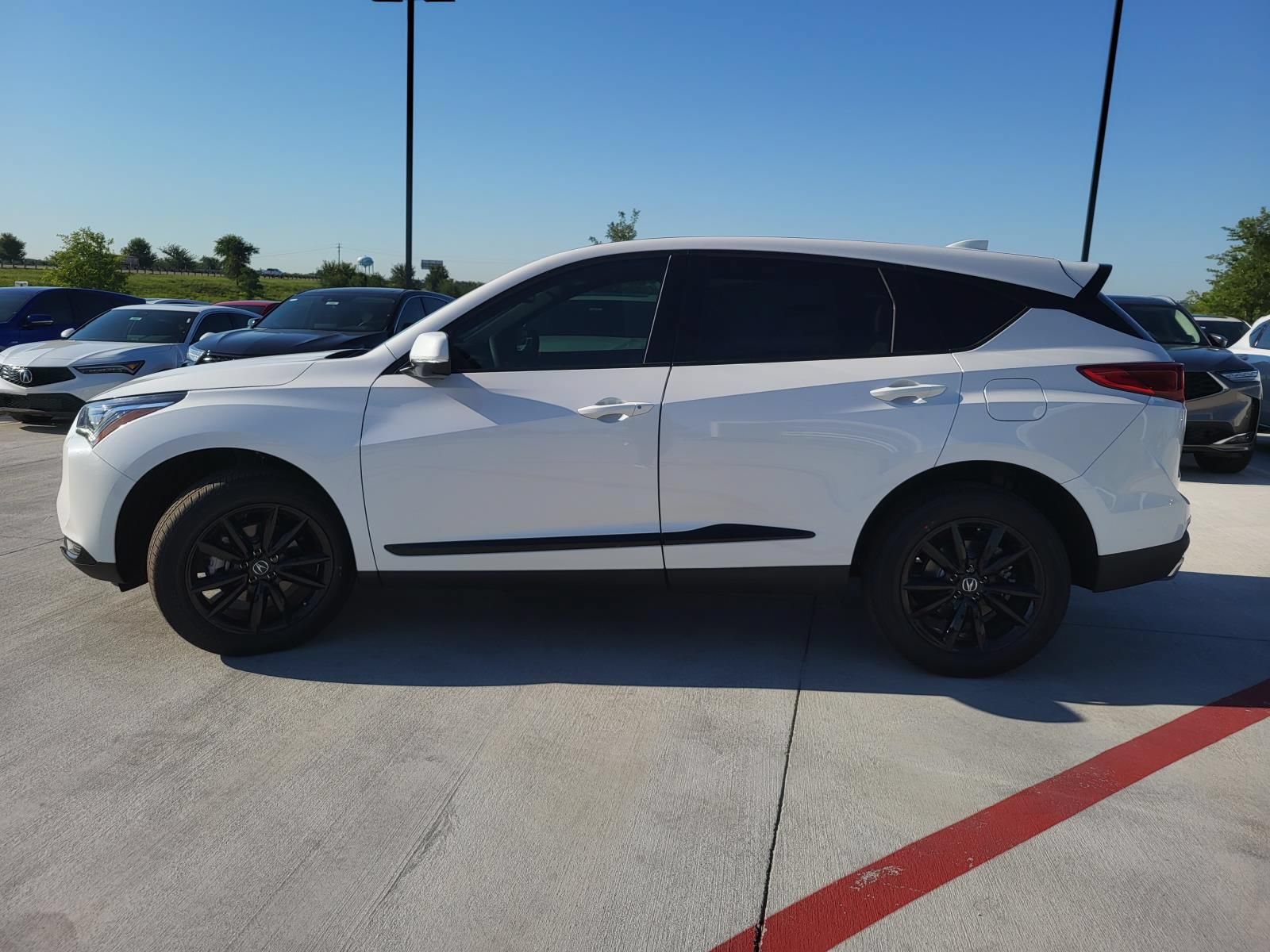 New 2026 Acura RDX SH-AWD image 3