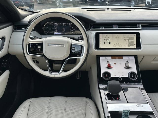 Used 2023 Land Rover Range Rover Velar R-Dynamic S image 30