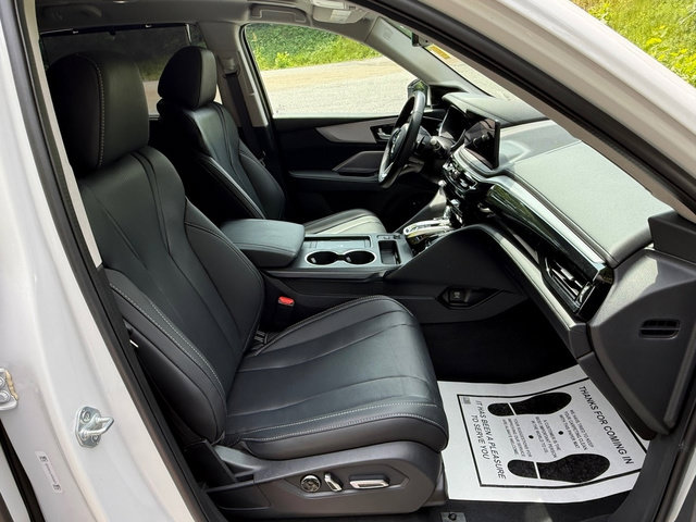 Used 2026 Acura MDX w/ Technology Package FWD image 24